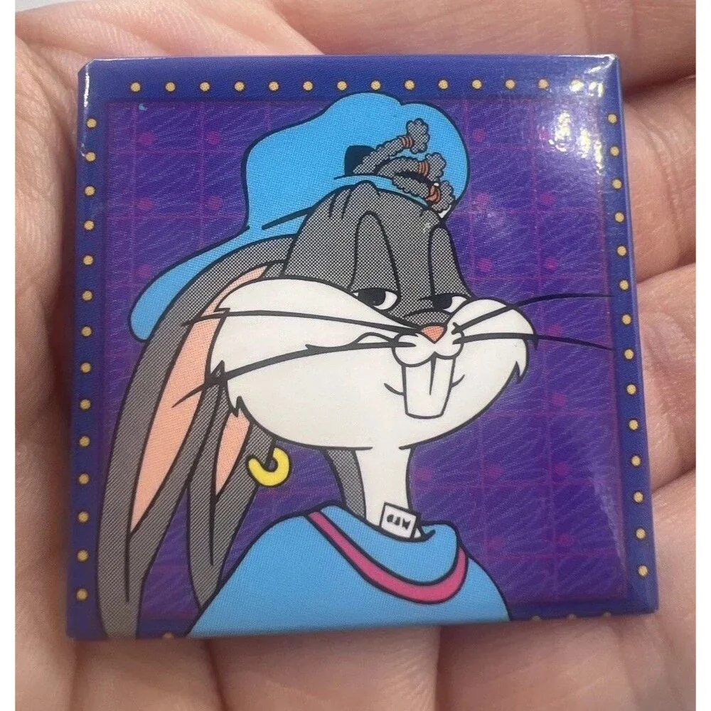 Vintage 1993 Looney Tunes Basketball Space Jam Pin Button Bugs Bunny Warner Bro